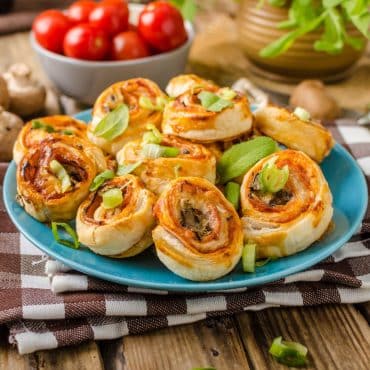 Ślimaczki pizzowe z dowolnym nadzieniem z airfryera