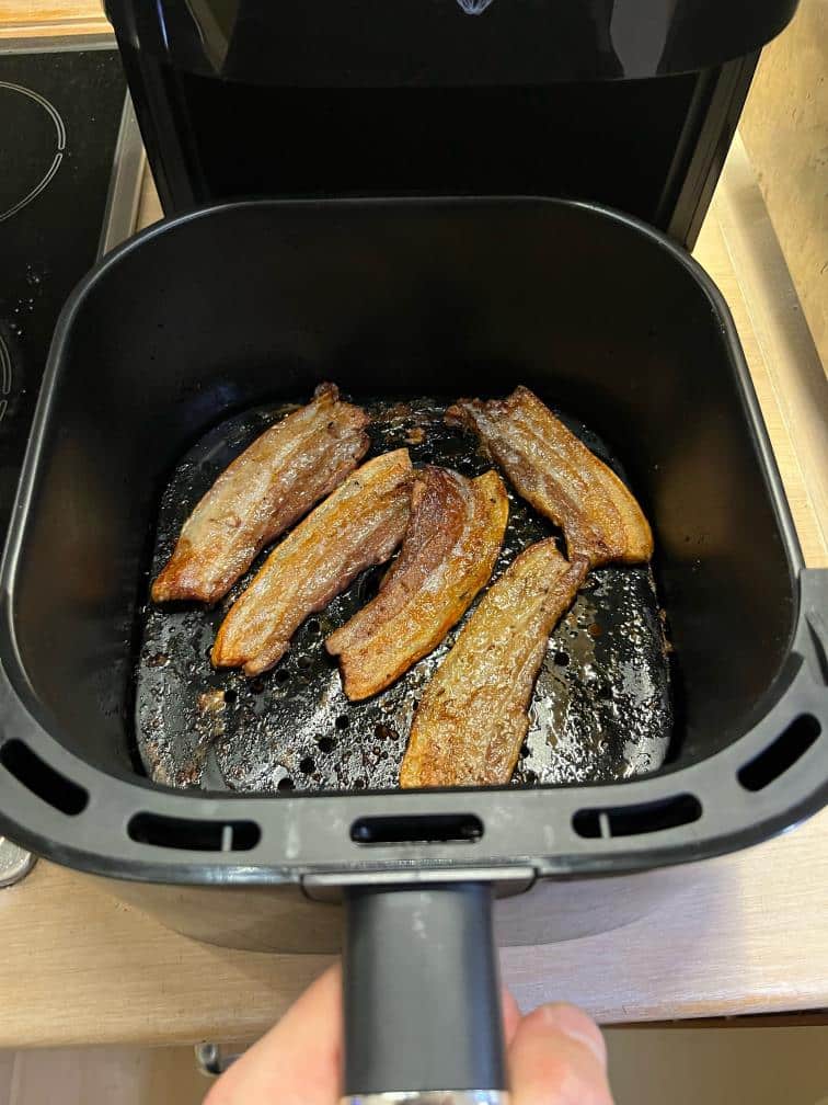 Stegt flæsk i airfryer opskrift og med persille sovs