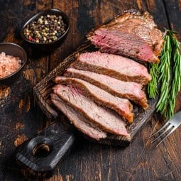 Picanha de l'airfryer joliment dressé