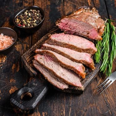 Picanha dall'airfryer impiattata con cura