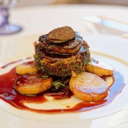 Tournedos à l'airfryer entourés de bacon avec pommes de terre