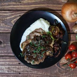 Хрусткий шніцель по-мисливськи з аерофритюрниці