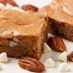 Saftiger Blondie, weißer Brownie aus dem Airfryer