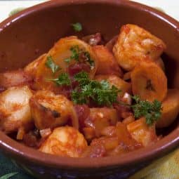 Tapas kartofler lavet i airfryer Patatas Bravas Spanske