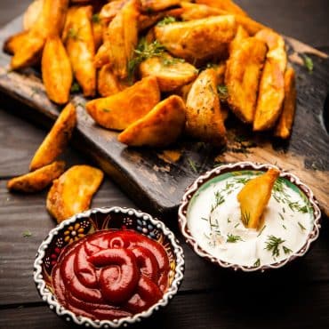 Kartoffelspalten aus dem Airfryer mit Dip