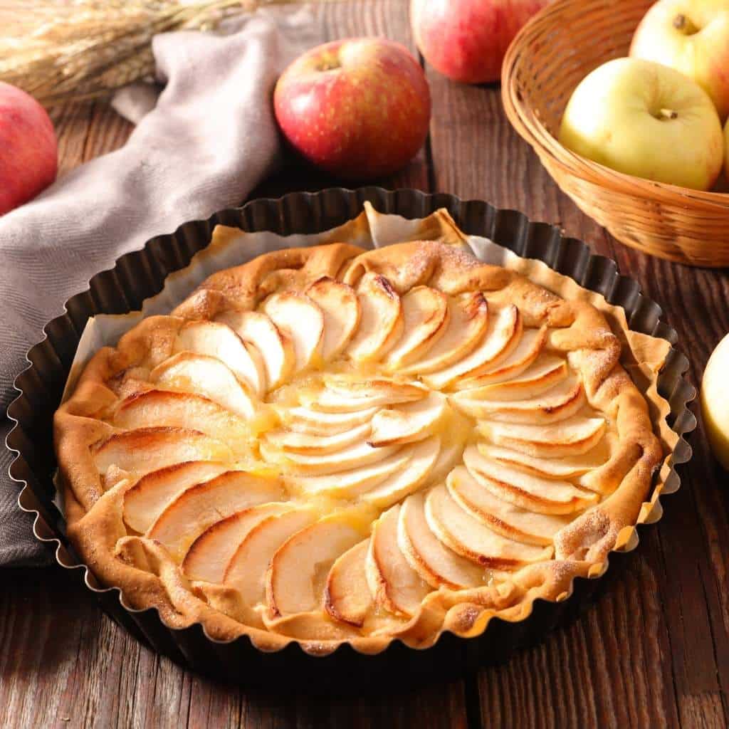 Æbletærte i airfryer med frugt og creme dansk version