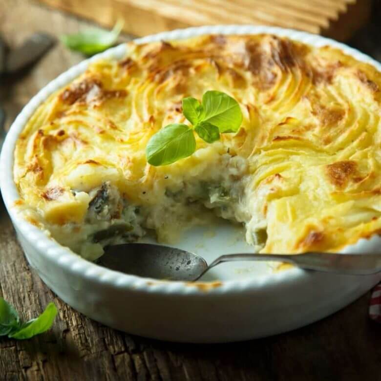 Klassieke fish pie met aardappelpuree uit de airfryer