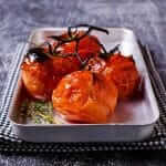 Rode, knapperig gebakken tomaten uit de airfryer