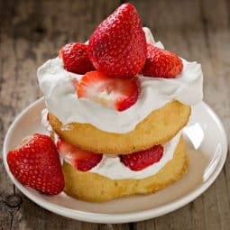 Strawberry Shortcake mit Erdbeeren aus dem Airfryer