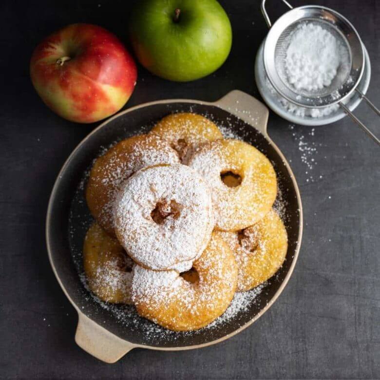 Eplebeignets med kanelsukker og melis fra airfryer
