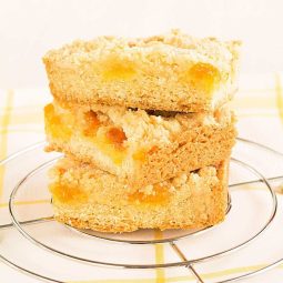 Streuselkuchen bagt i airfryer tysk kage