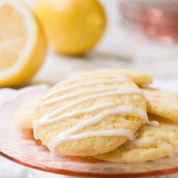 Biscoitos de limão fresquinhos e dourados da airfryer