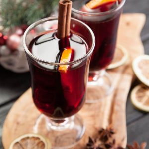Alkoholfri gløgg til voksne med krydderier