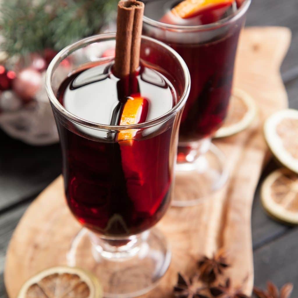Alkoholfri gløgg til voksne med krydderier