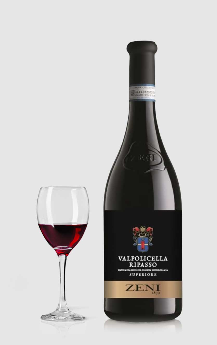 Flaske med Zeni Valpolicella Ripasso Superiore 2023, en populær italiensk rødvin.