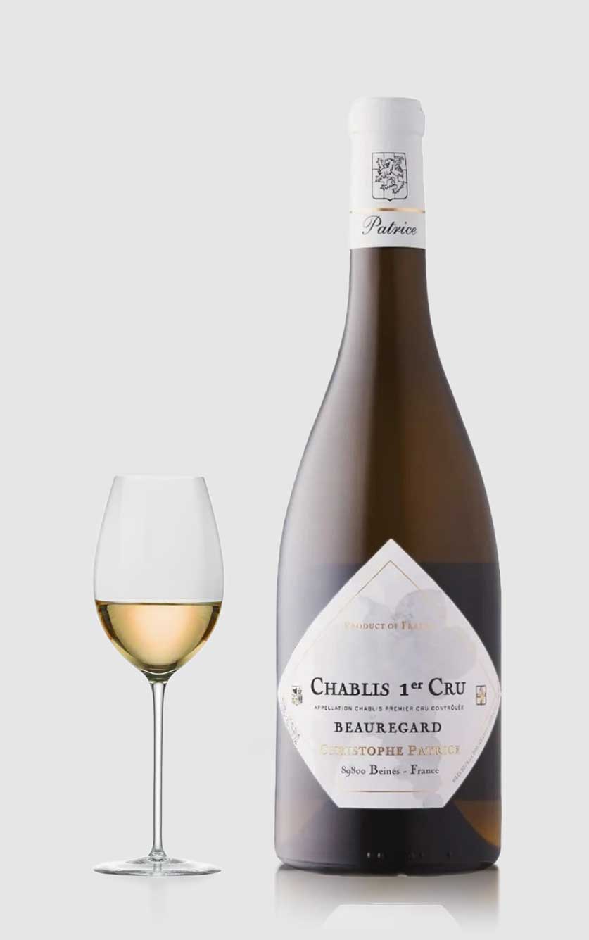 En flaske Christophe Patrice Chablis 1er Cru Montmains 2024 – en mineralsk og tør hvidvin fra Chablis i Bourgogne, Frankrig