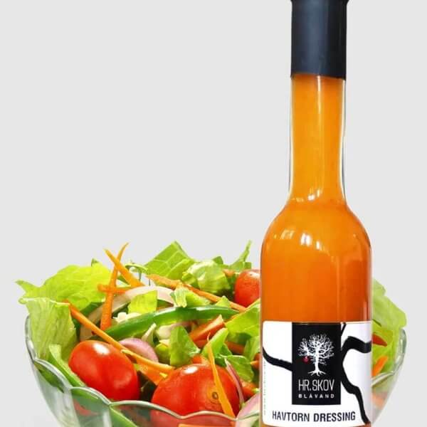 Flaske med gylden havtorn dressing fra hr Skov