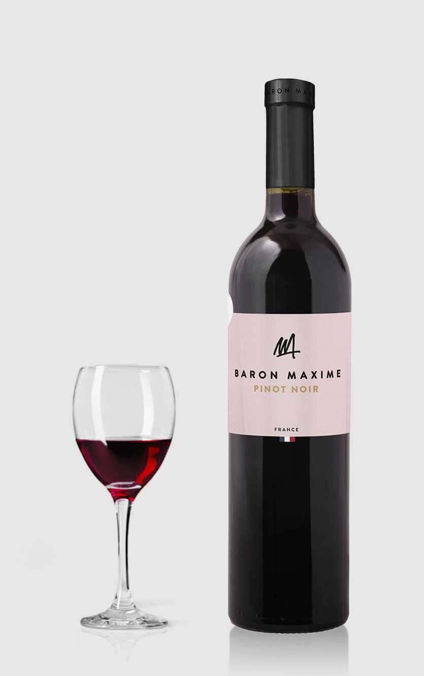 Flaske med Baron Maxime Pinot Noir rødvin
