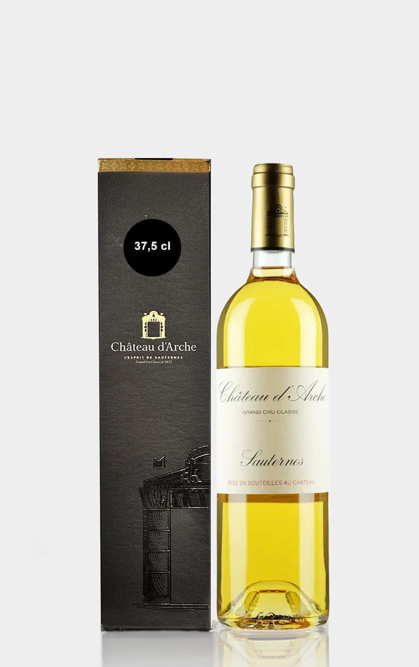 En flot flaske Château d'Arche Sauternes dessertvin fra 1991 i 37,5cl flaske med ravgylden farve