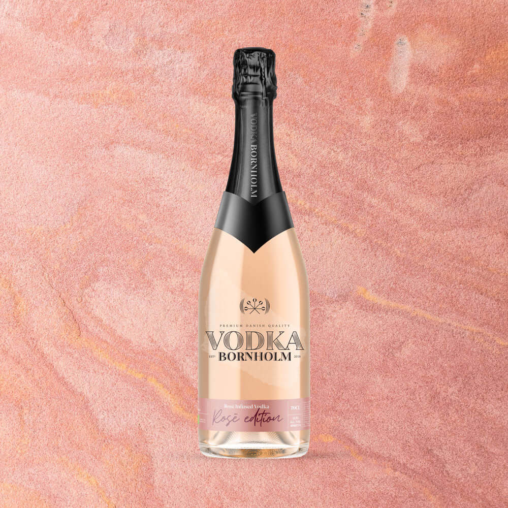 Vodka Bornholm Rosé Edition - limited edition vodka med rubinrød farve fra Bornholm Spirits