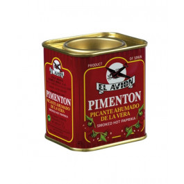 Rød metaldåse med stærk røget paprika stående på køkkenbord