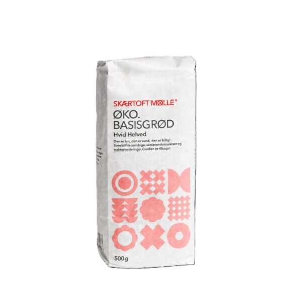 Pose med basisgrød Hvid Helved økologisk klar til at lave cremet fuldkornsgrød til morgenmad eller aftensmad.