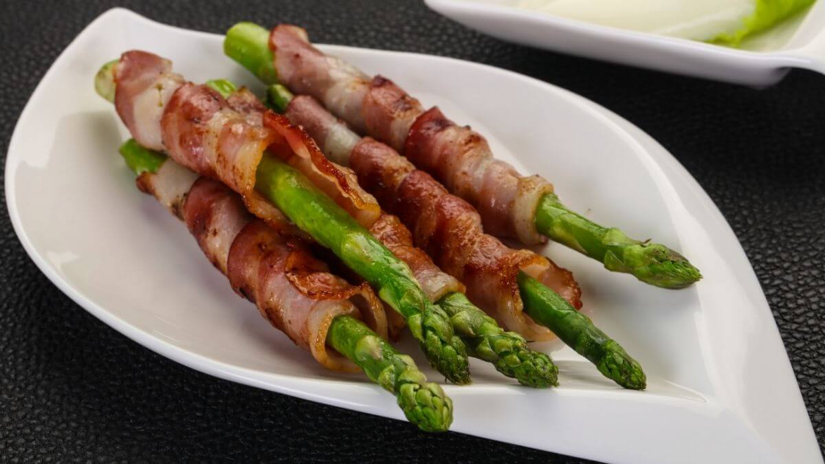Asparges med bacon, sundere og smagfuld grøntsagsret tilberedt i airfryer