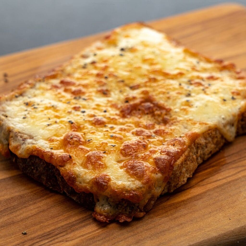 Cheese on Toast lavet i airfryer