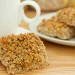 Sweet cake bar baked from oats, butter and light syrup