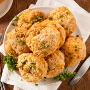 Cheddar biscuits bagt i airfryer